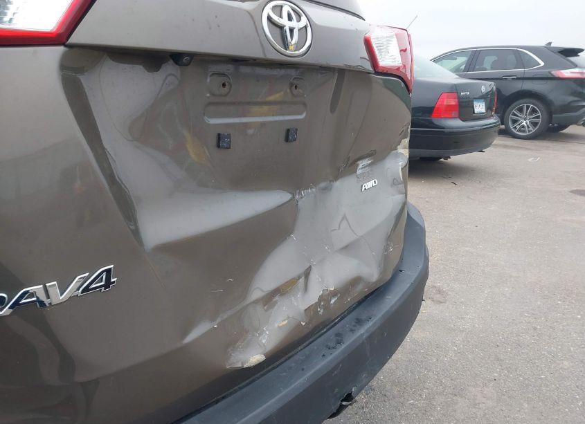 Photo 21 of 2014 Toyota Rav4 XLE (VIN 2T3RFREV8EW203655)