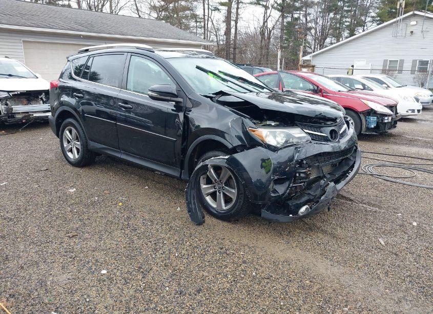 2015 Toyota Rav4 XLE (VIN 2T3RFREV8FW247477) main photo