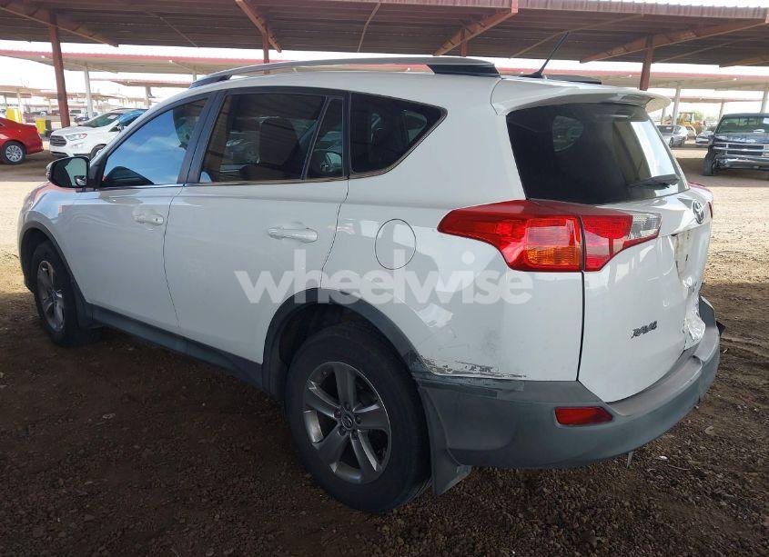 Photo 3 of 2015 Toyota Rav4 XLE (VIN 2T3RFREV8FW259354)