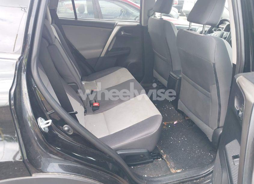 Photo 8 of 2015 Toyota Rav4 XLE (VIN 2T3RFREV8FW271620)