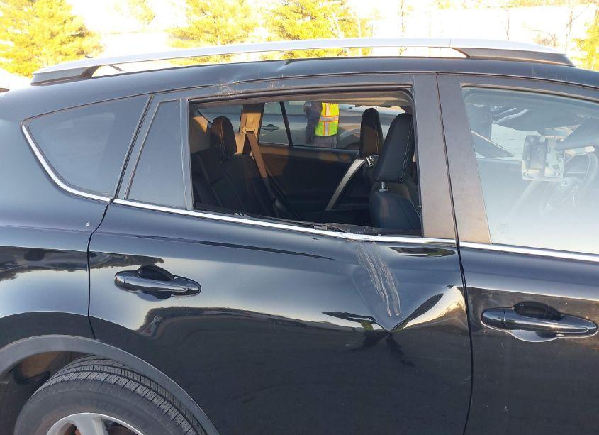 Photo 12 of 2015 Toyota Rav4 XLE (VIN 2T3RFREV8FW284285)