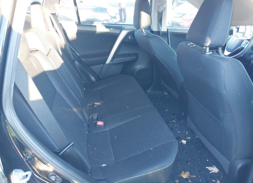 Photo 8 of 2015 Toyota Rav4 XLE (VIN 2T3RFREV8FW284285)