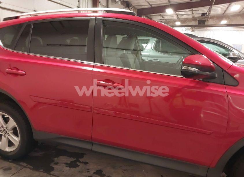 Photo 13 of 2015 Toyota Rav4 XLE (VIN 2T3RFREV8FW312568)