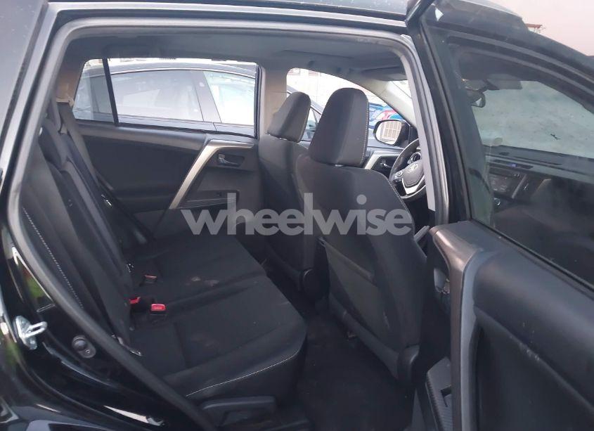 Photo 8 of 2015 Toyota Rav4 XLE (VIN 2T3RFREV8FW318287)