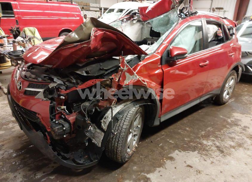 Photo 2 of 2015 Toyota Rav4 XLE (VIN 2T3RFREV8FW371605)