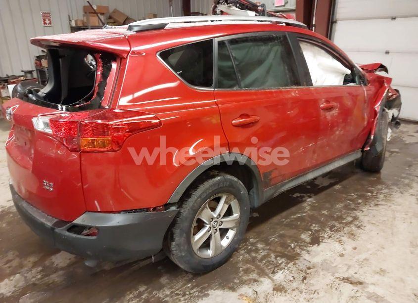Photo 4 of 2015 Toyota Rav4 XLE (VIN 2T3RFREV8FW371605)