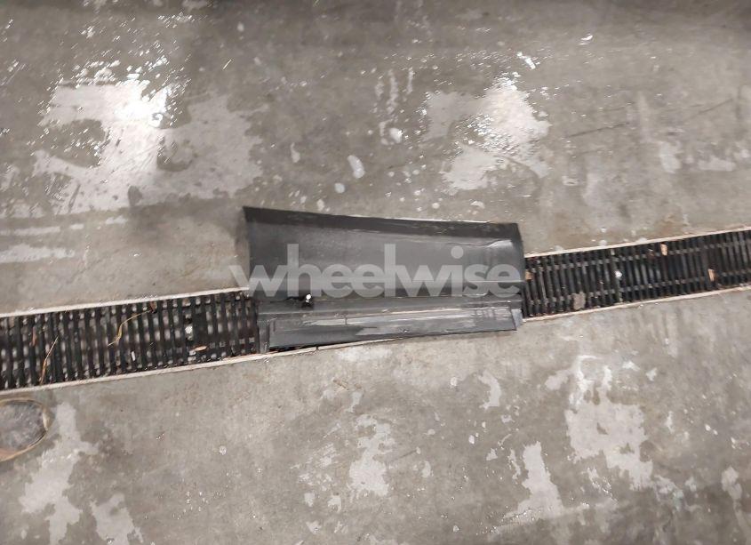 Photo 12 of 2016 Toyota Rav4 XLE (VIN 2T3RFREV8GW493088)