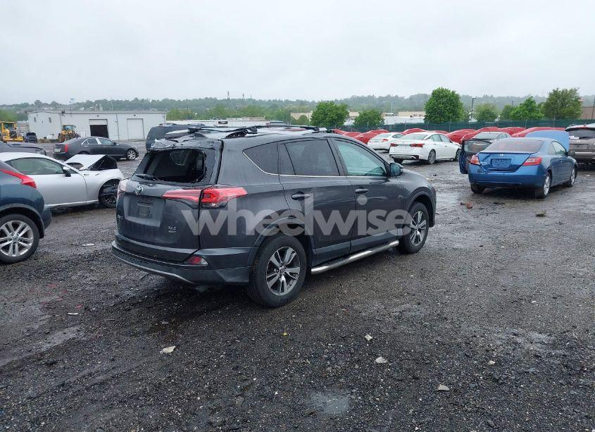 Photo 4 of 2017 Toyota Rav4 XLE (VIN 2T3RFREV8HW692272)