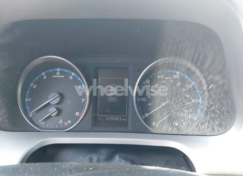 Photo 7 of 2018 Toyota Rav4 XLE (VIN 2T3RFREV8JW713319)