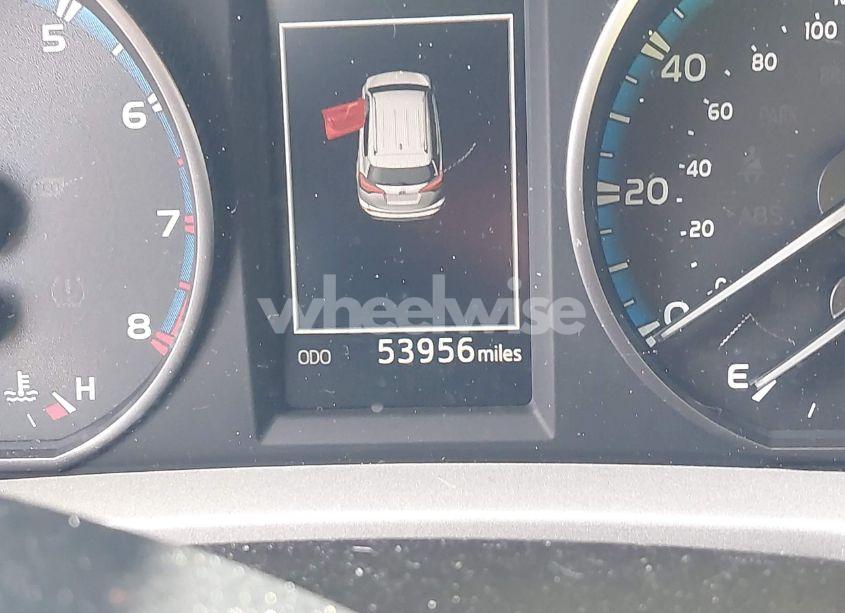 Photo 7 of 2018 Toyota Rav4 ADVENTURE/XLE (VIN 2T3RFREV8JW741489)