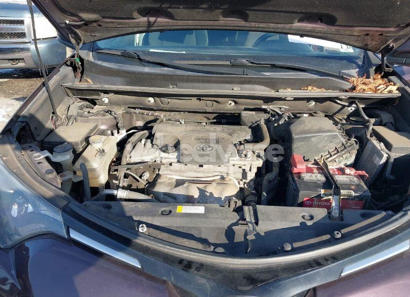 Photo 10 of 2018 Toyota Rav4 ADVENTURE/XLE (VIN 2T3RFREV8JW745512)