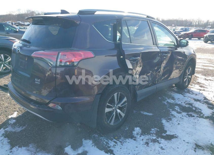 Photo 4 of 2018 Toyota Rav4 ADVENTURE/XLE (VIN 2T3RFREV8JW745512)