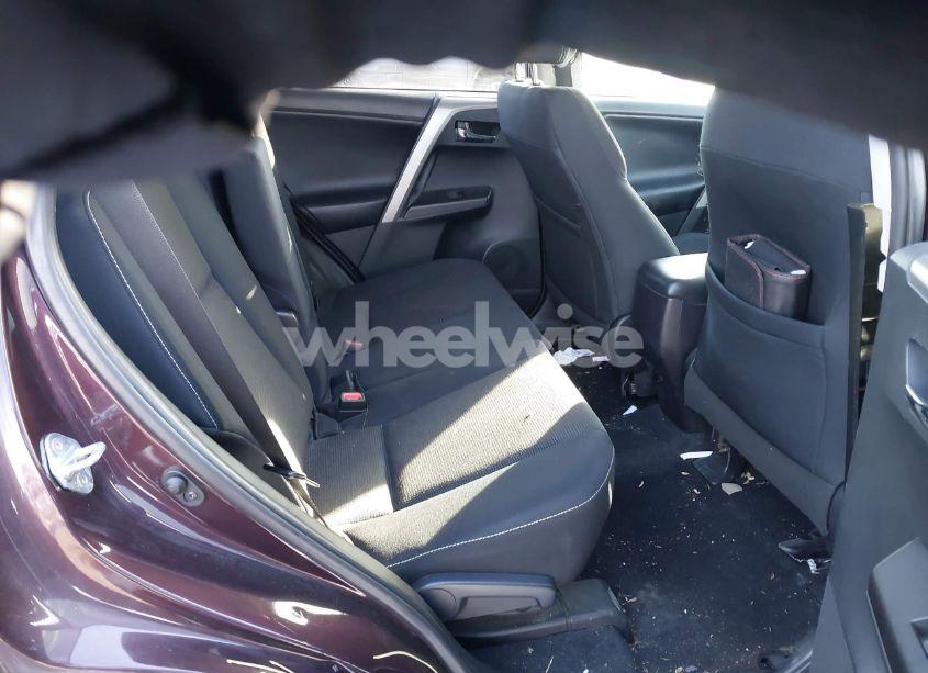 Photo 8 of 2018 Toyota Rav4 ADVENTURE/XLE (VIN 2T3RFREV8JW745512)