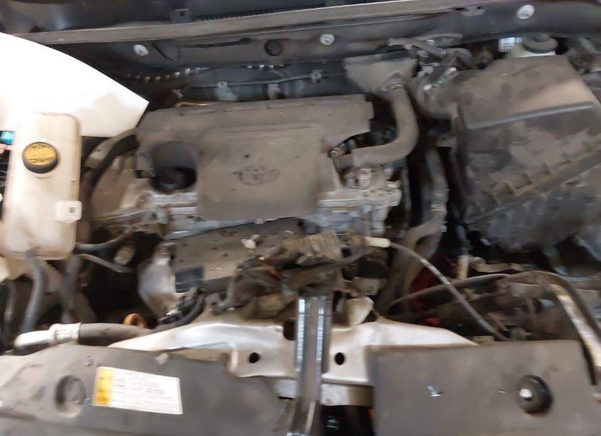 Photo 10 of 2018 Toyota Rav4 XLE (VIN 2T3RFREV8JW789736)