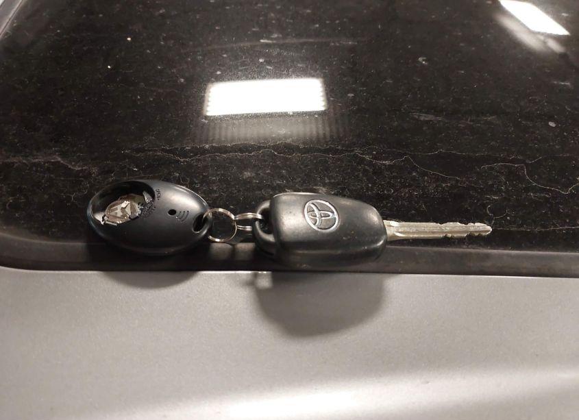 Photo 11 of 2018 Toyota Rav4 XLE (VIN 2T3RFREV8JW789736)