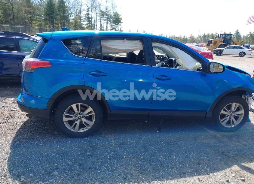 Photo 14 of 2018 Toyota Rav4 XLE (VIN 2T3RFREV8JW790790)