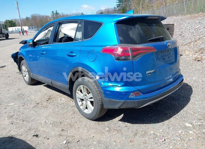 Photo 3 of 2018 Toyota Rav4 XLE (VIN 2T3RFREV8JW790790)