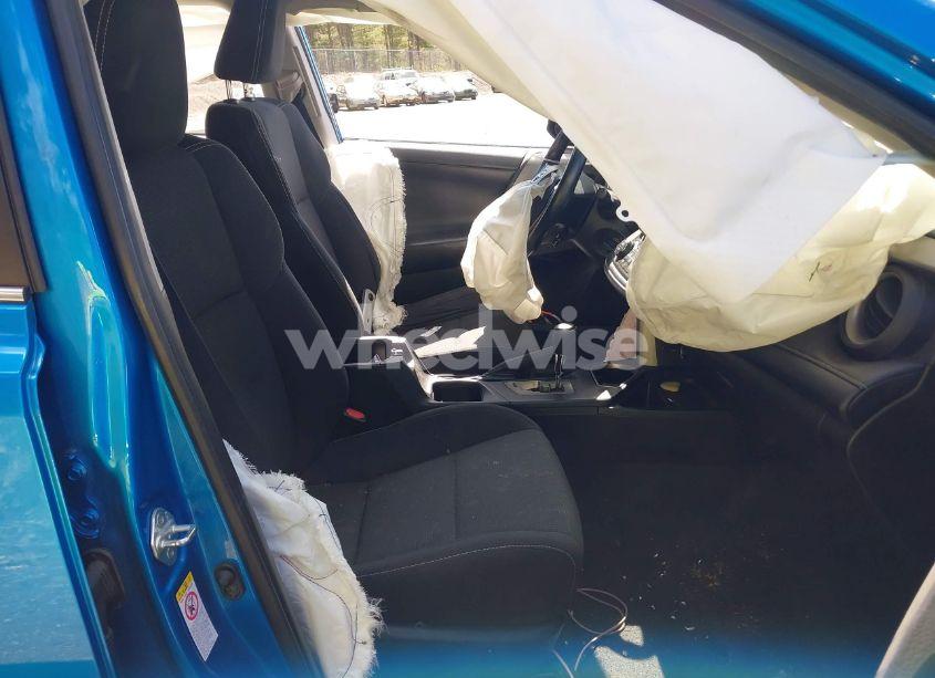 Photo 5 of 2018 Toyota Rav4 XLE (VIN 2T3RFREV8JW790790)