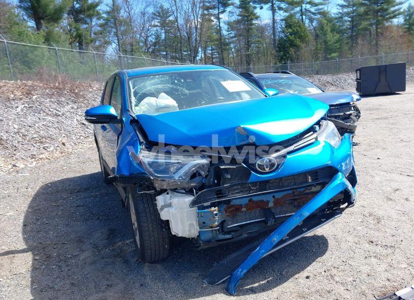 Photo 6 of 2018 Toyota Rav4 XLE (VIN 2T3RFREV8JW790790)