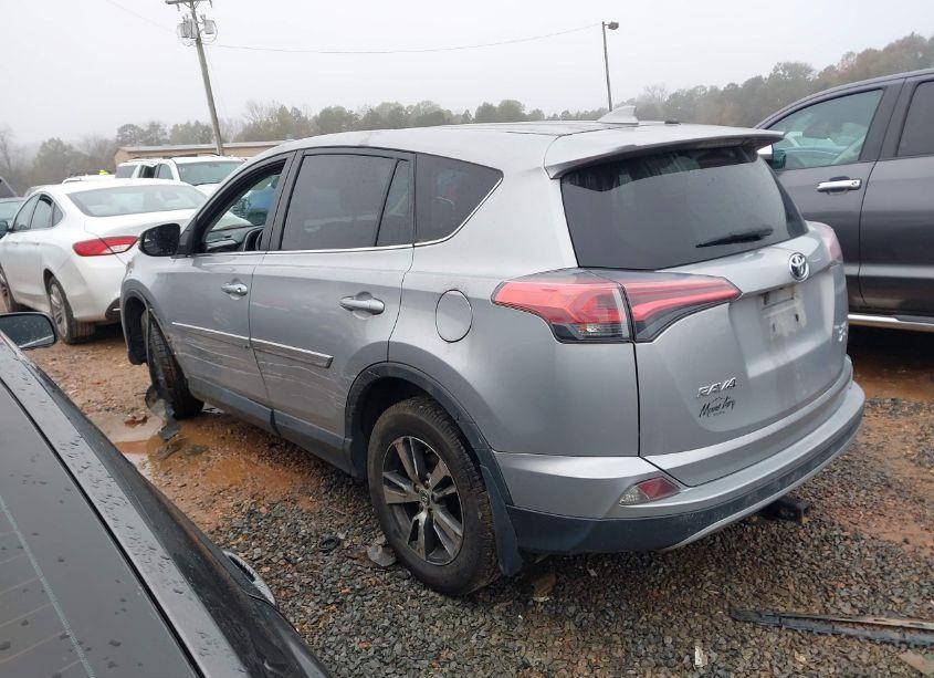 Photo 3 of 2018 Toyota Rav4 XLE (VIN 2T3RFREV8JW840409)