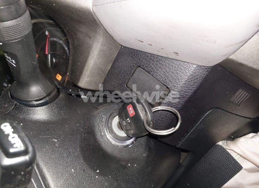 Photo 11 of 2013 Toyota Rav4 XLE (VIN 2T3RFREV9DW078731)