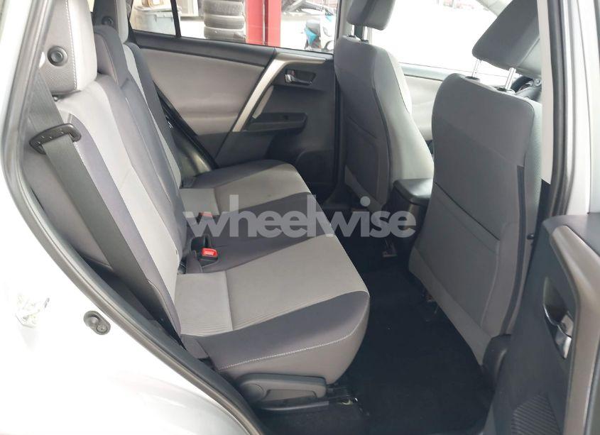 Photo 8 of 2014 Toyota Rav4 XLE (VIN 2T3RFREV9EW163182)