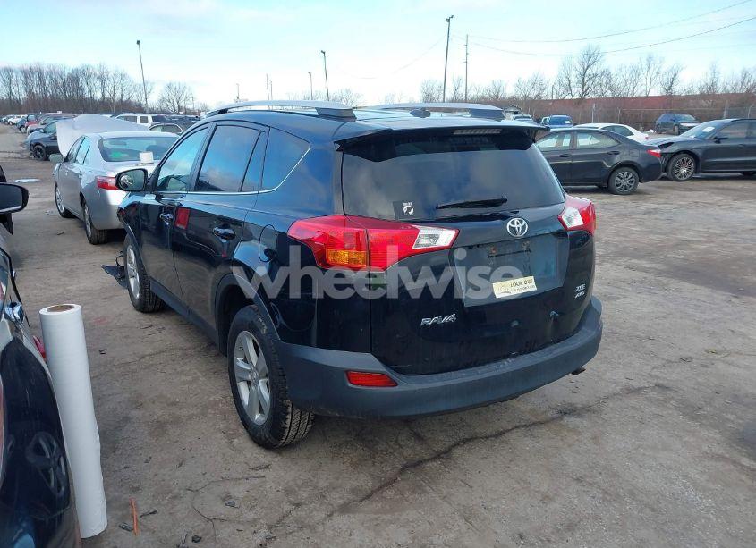 Photo 3 of 2014 Toyota Rav4 XLE (VIN 2T3RFREV9EW185196)