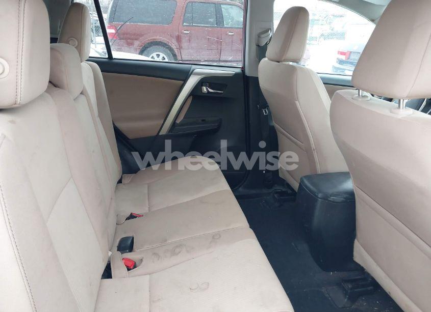 Photo 8 of 2015 Toyota Rav4 XLE (VIN 2T3RFREV9FW238559)