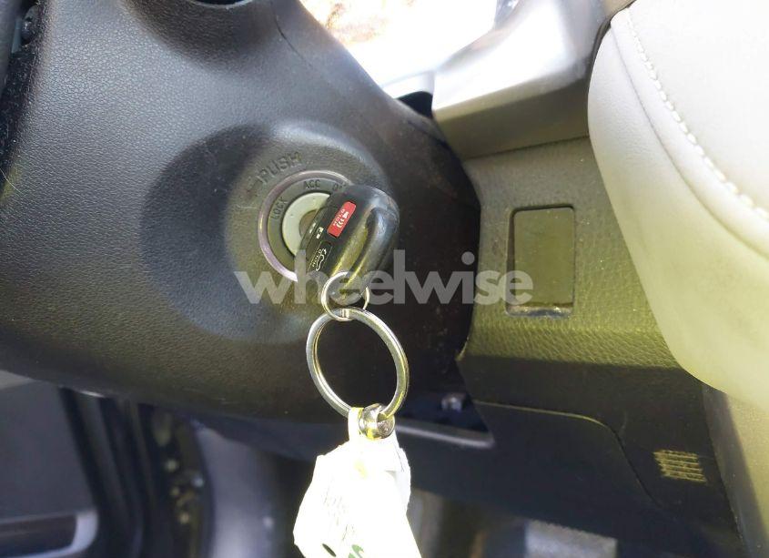 Photo 11 of 2015 Toyota Rav4 XLE (VIN 2T3RFREV9FW304057)