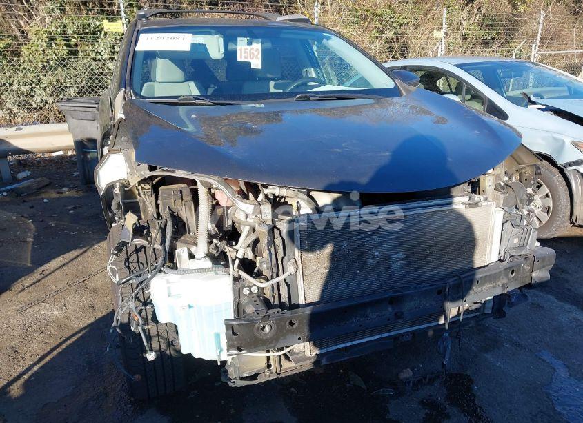 Photo 6 of 2015 Toyota Rav4 XLE (VIN 2T3RFREV9FW304057)