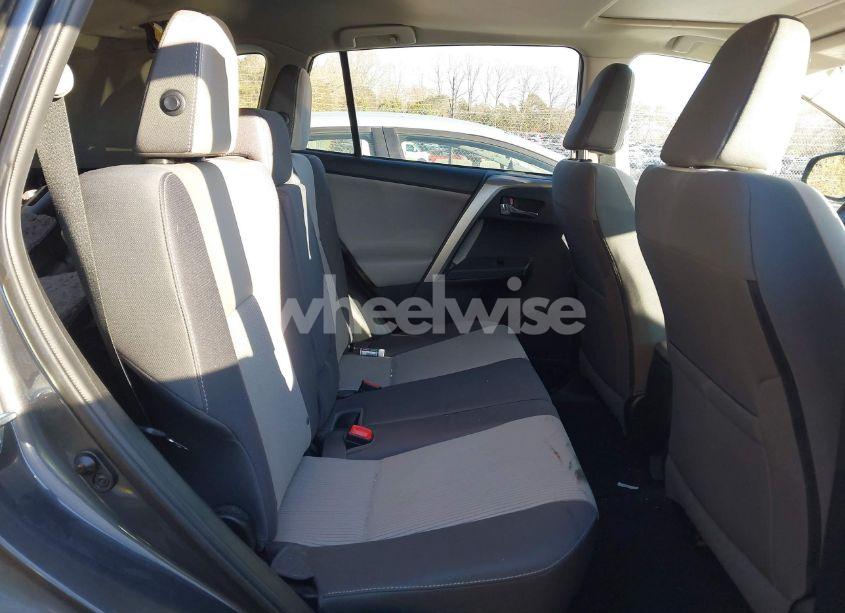 Photo 8 of 2015 Toyota Rav4 XLE (VIN 2T3RFREV9FW304057)