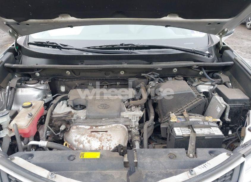 Photo 10 of 2015 Toyota Rav4 XLE (VIN 2T3RFREV9FW329525)