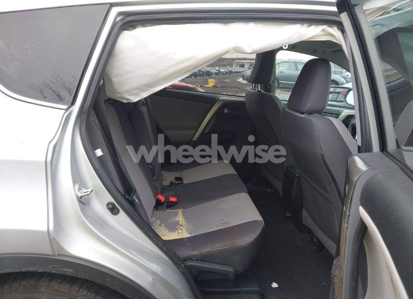 Photo 8 of 2015 Toyota Rav4 XLE (VIN 2T3RFREV9FW329525)