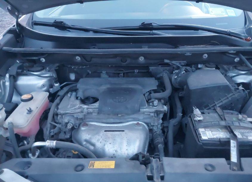 Photo 10 of 2015 Toyota Rav4 XLE (VIN 2T3RFREV9FW341965)