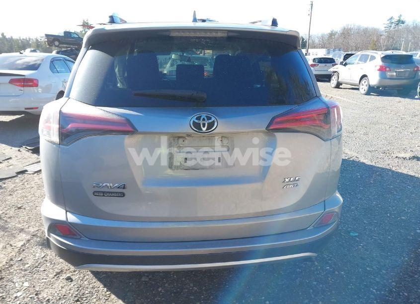 Photo 16 of 2016 Toyota Rav4 XLE (VIN 2T3RFREV9GW468443)