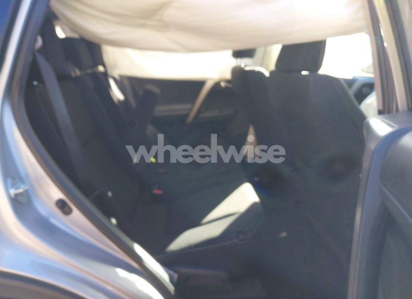 Photo 8 of 2016 Toyota Rav4 XLE (VIN 2T3RFREV9GW468443)