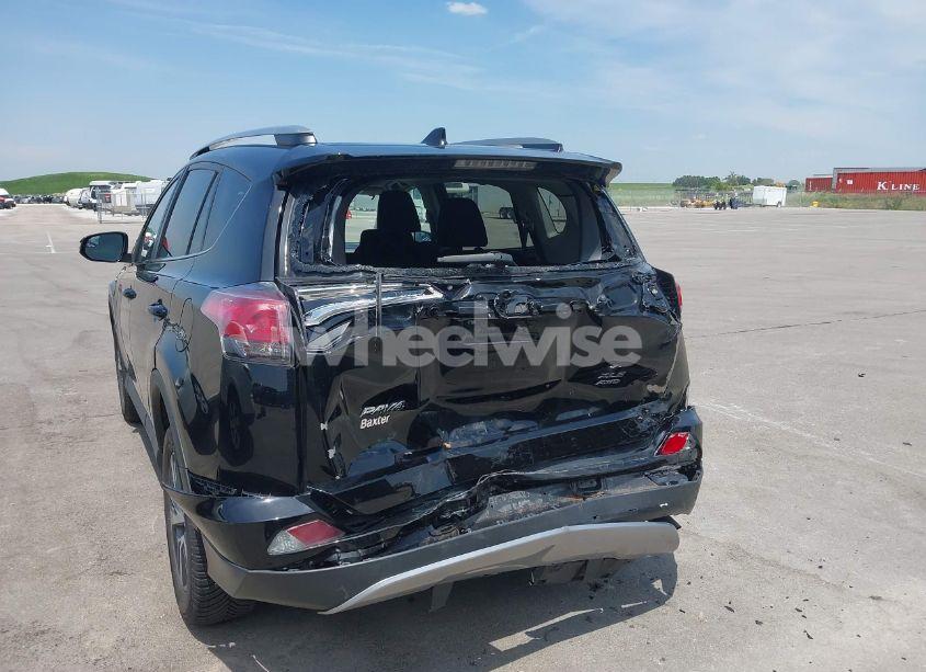 Photo 6 of 2017 Toyota Rav4 XLE (VIN 2T3RFREV9HW604622)