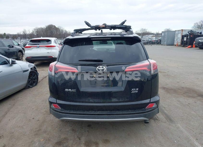 Photo 16 of 2017 Toyota Rav4 XLE (VIN 2T3RFREV9HW647390)