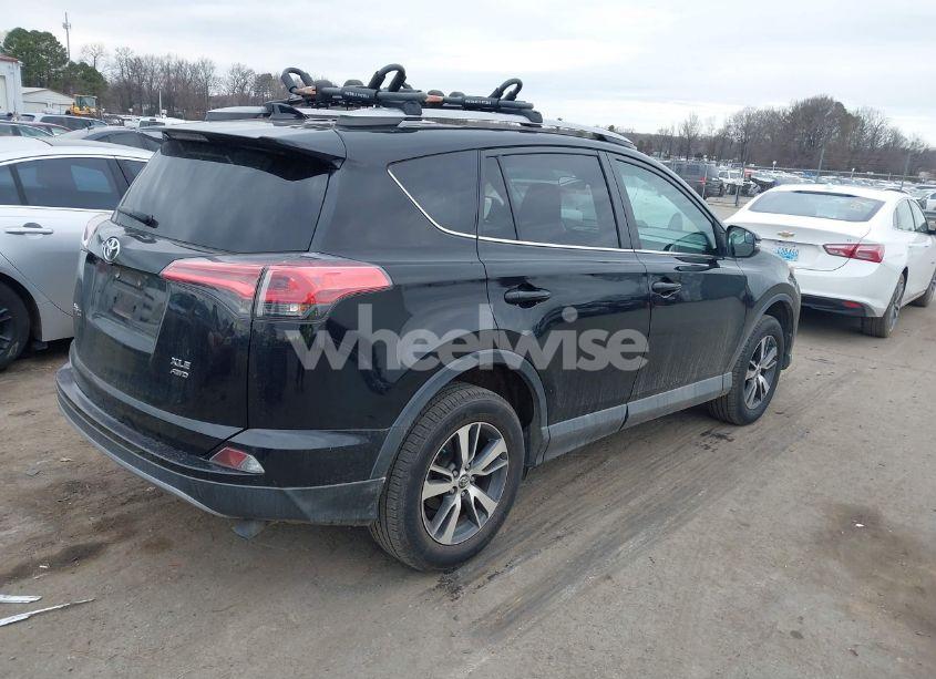 Photo 4 of 2017 Toyota Rav4 XLE (VIN 2T3RFREV9HW647390)