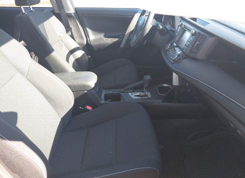 Photo 5 of 2017 Toyota Rav4 XLE (VIN 2T3RFREV9HW664044)