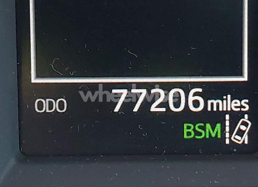 Photo 7 of 2017 Toyota Rav4 XLE (VIN 2T3RFREV9HW690949)