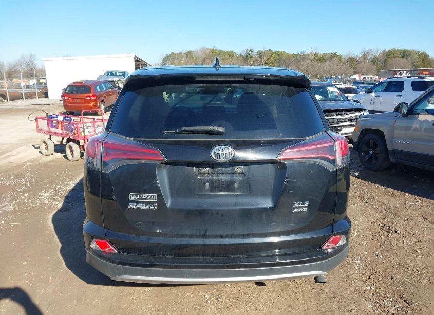 Photo 16 of 2018 Toyota Rav4 XLE (VIN 2T3RFREV9JW704256)