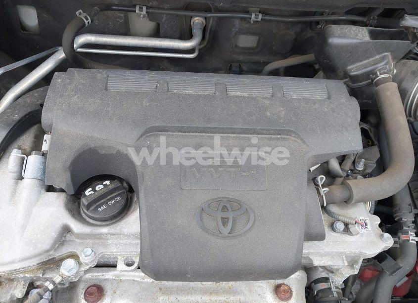 Photo 10 of 2018 Toyota Rav4 XLE (VIN 2T3RFREV9JW704760)