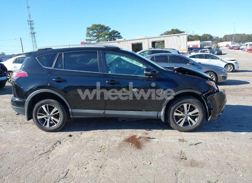 Photo 12 of 2018 Toyota Rav4 ADVENTURE/XLE (VIN 2T3RFREV9JW724961)