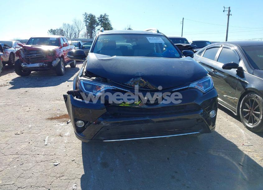 Photo 6 of 2018 Toyota Rav4 ADVENTURE/XLE (VIN 2T3RFREV9JW724961)