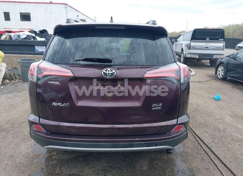 Photo 16 of 2018 Toyota Rav4 ADVENTURE/XLE (VIN 2T3RFREV9JW736172)