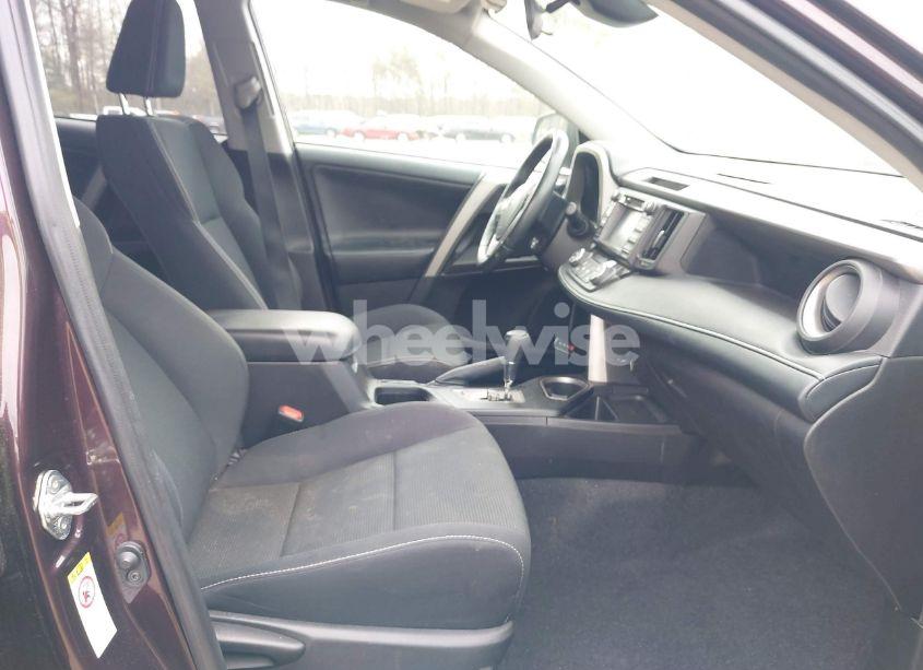 Photo 5 of 2018 Toyota Rav4 ADVENTURE/XLE (VIN 2T3RFREV9JW736172)