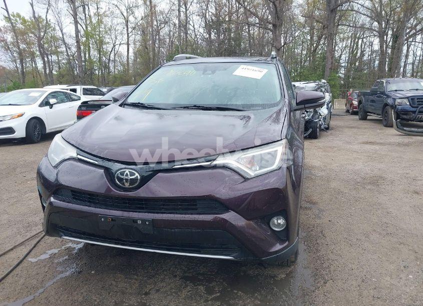 Photo 6 of 2018 Toyota Rav4 ADVENTURE/XLE (VIN 2T3RFREV9JW736172)