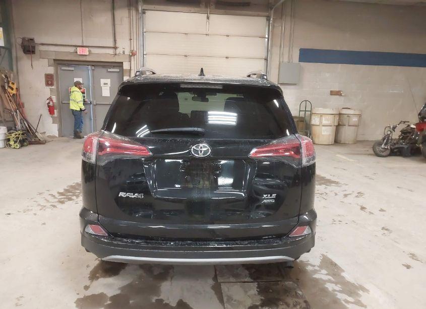 Photo 16 of 2018 Toyota Rav4 ADVENTURE/XLE (VIN 2T3RFREV9JW771424)