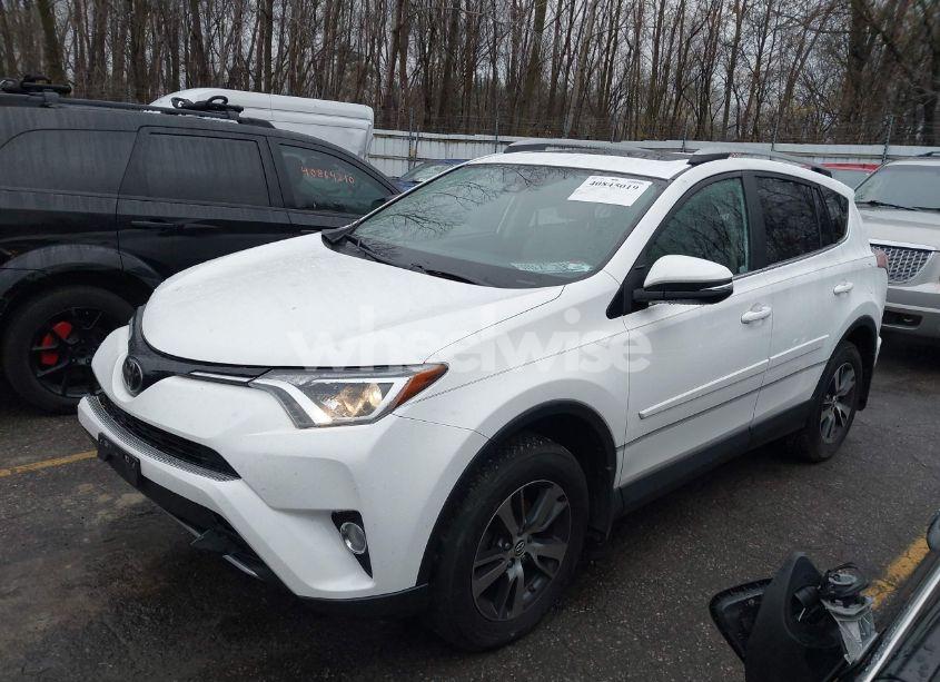Photo 14 of 2018 Toyota Rav4 ADVENTURE/XLE (VIN 2T3RFREV9JW838457)